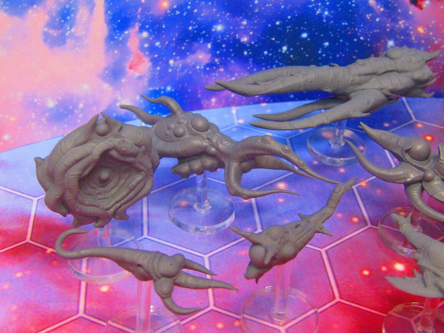 13pc Oq'Uiar "The Many" Bioship Fleet Space War Gaming Set