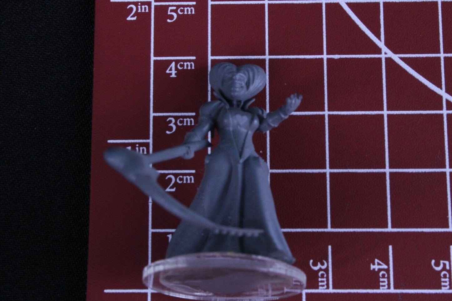 Queen of Hearts Alice in Wonderland Mini Model Scale RPG Tabletop Gaming D&D
