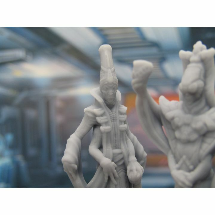 Pair of Alien Councilmen Mini Miniature Scatter Terrain Scenery 3D Printed Model