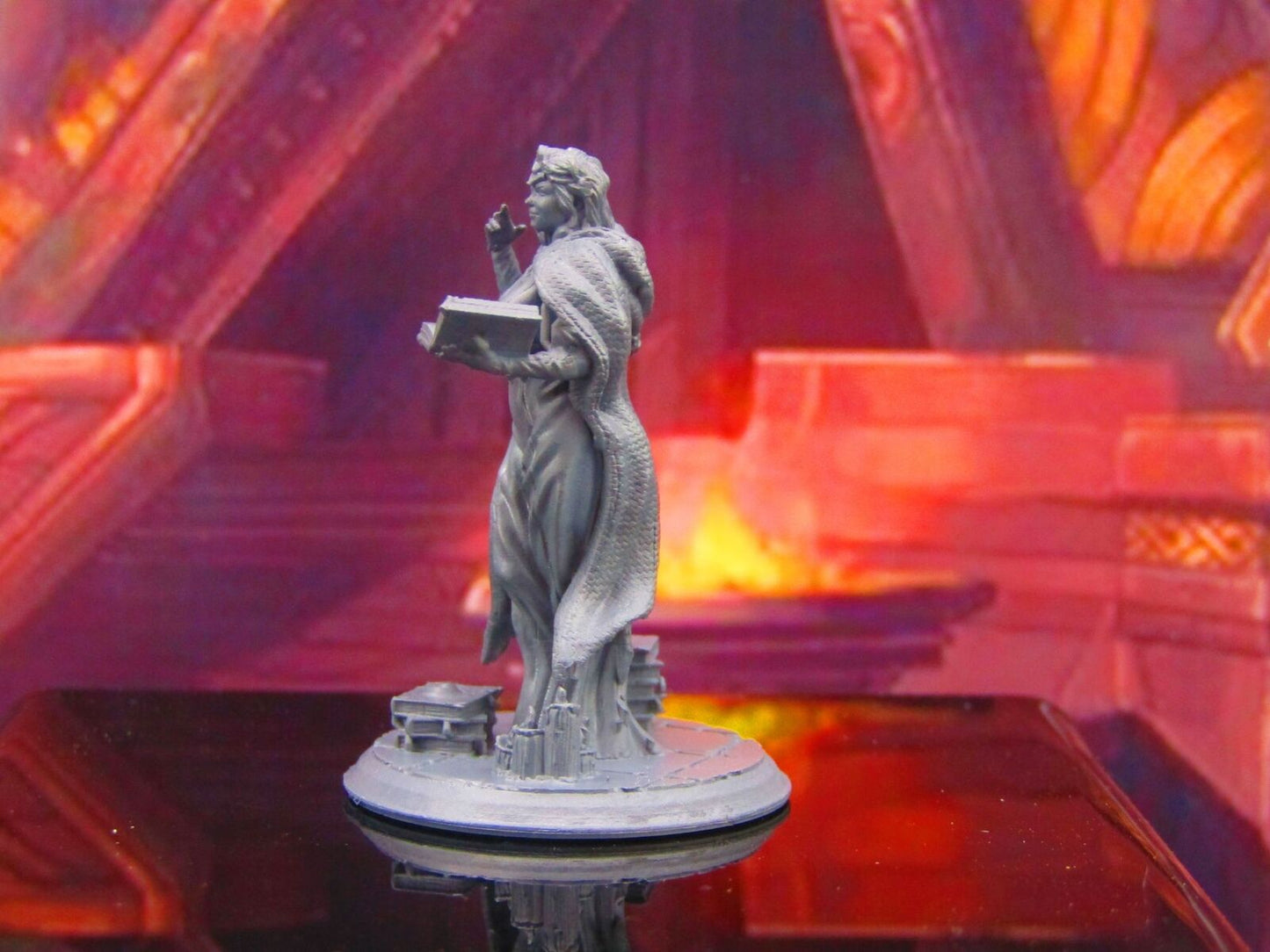 Female Wizard Sorceress Mini Miniature Model Character Figure 28mm/32mm Scale