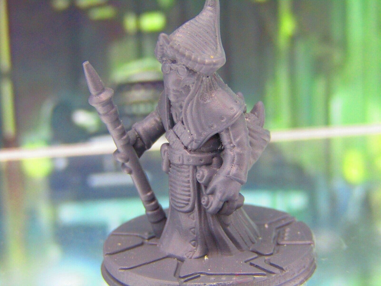Alien Scavenger Trader Travelling Mercahant Mini Miniature Figure 3D Print Scifi