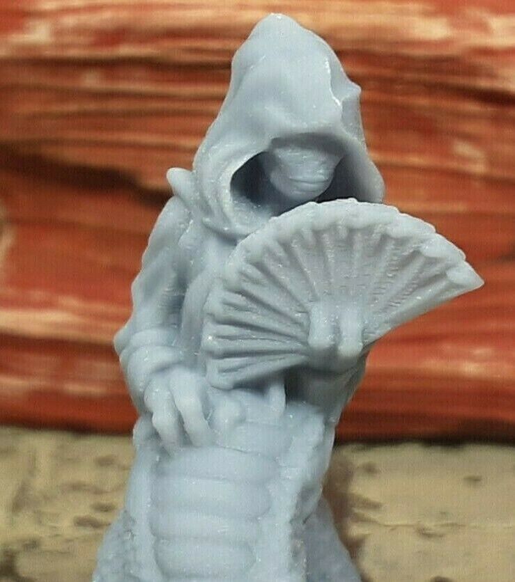 Snakefolk Sorceress Female Mini Miniature Figure 28/32mm D&D 3D Printed Resin