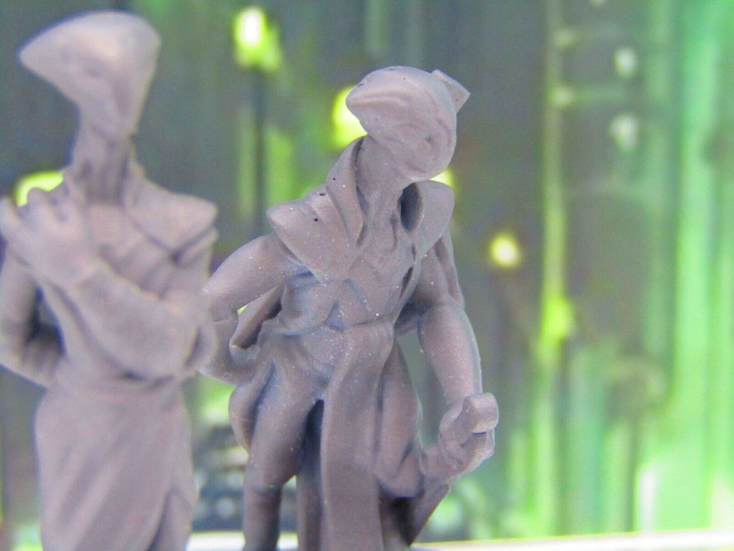 Alien Space Embassy Diplomat & Bodyguard Mini Miniature Figure 3D Printed Model
