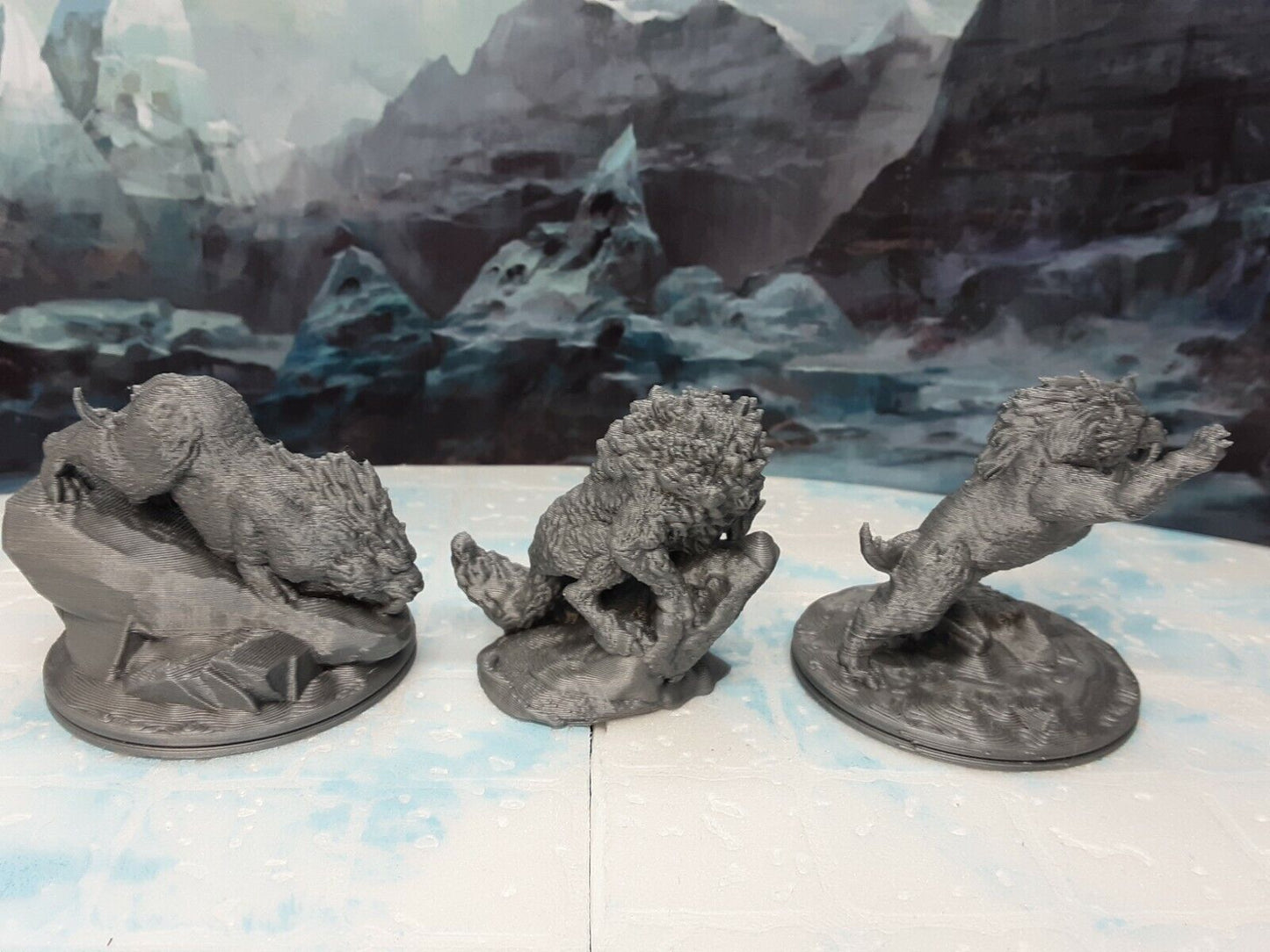 3 Piece Dire Wolf Saber Tooth Tiger Miniatures Mini Figure Dungeons Dragons D&D
