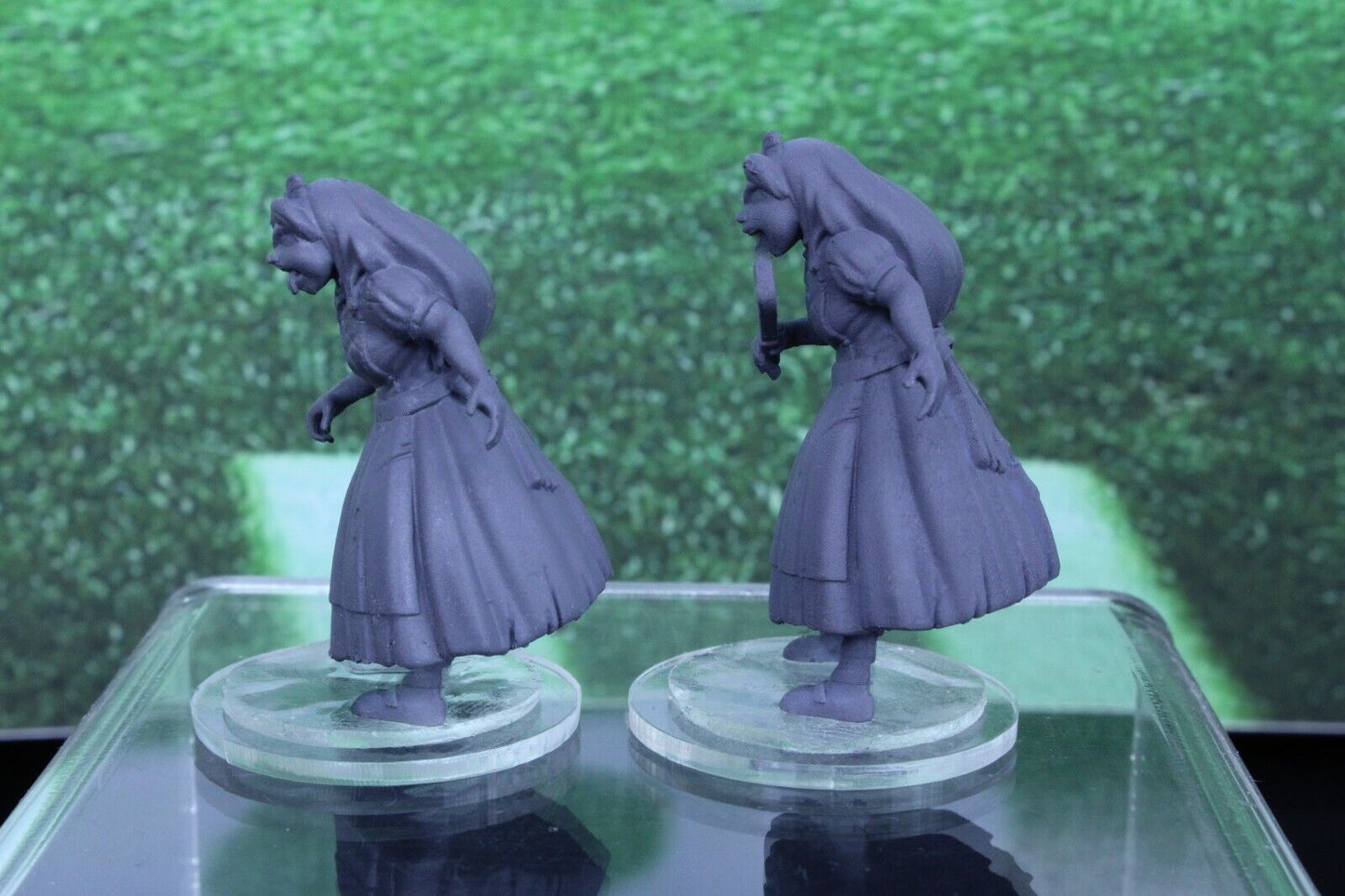 Alice in Wonderland Pair Mini Player Model Blood Fantasy Football Bowl Team