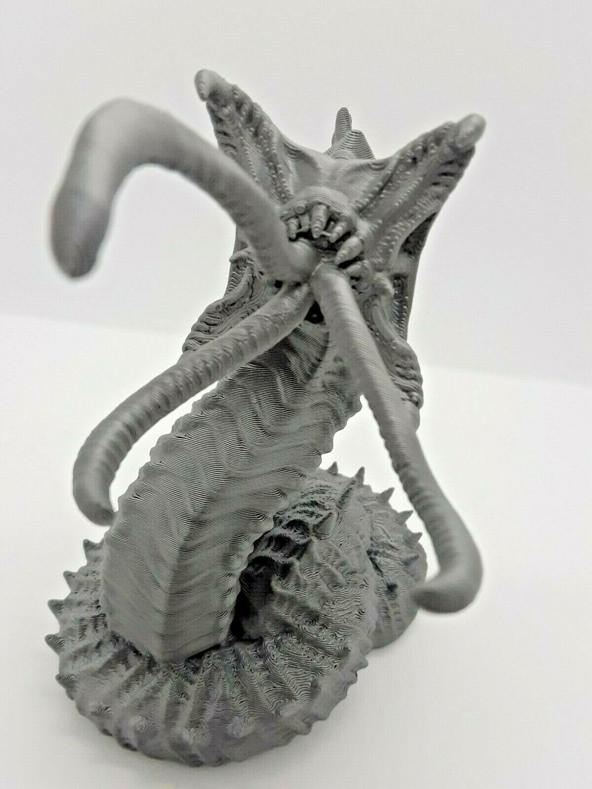 Giant Larvae Alpha Worm Miniature Mini Figure Model Dungeons & Dragons D&D
