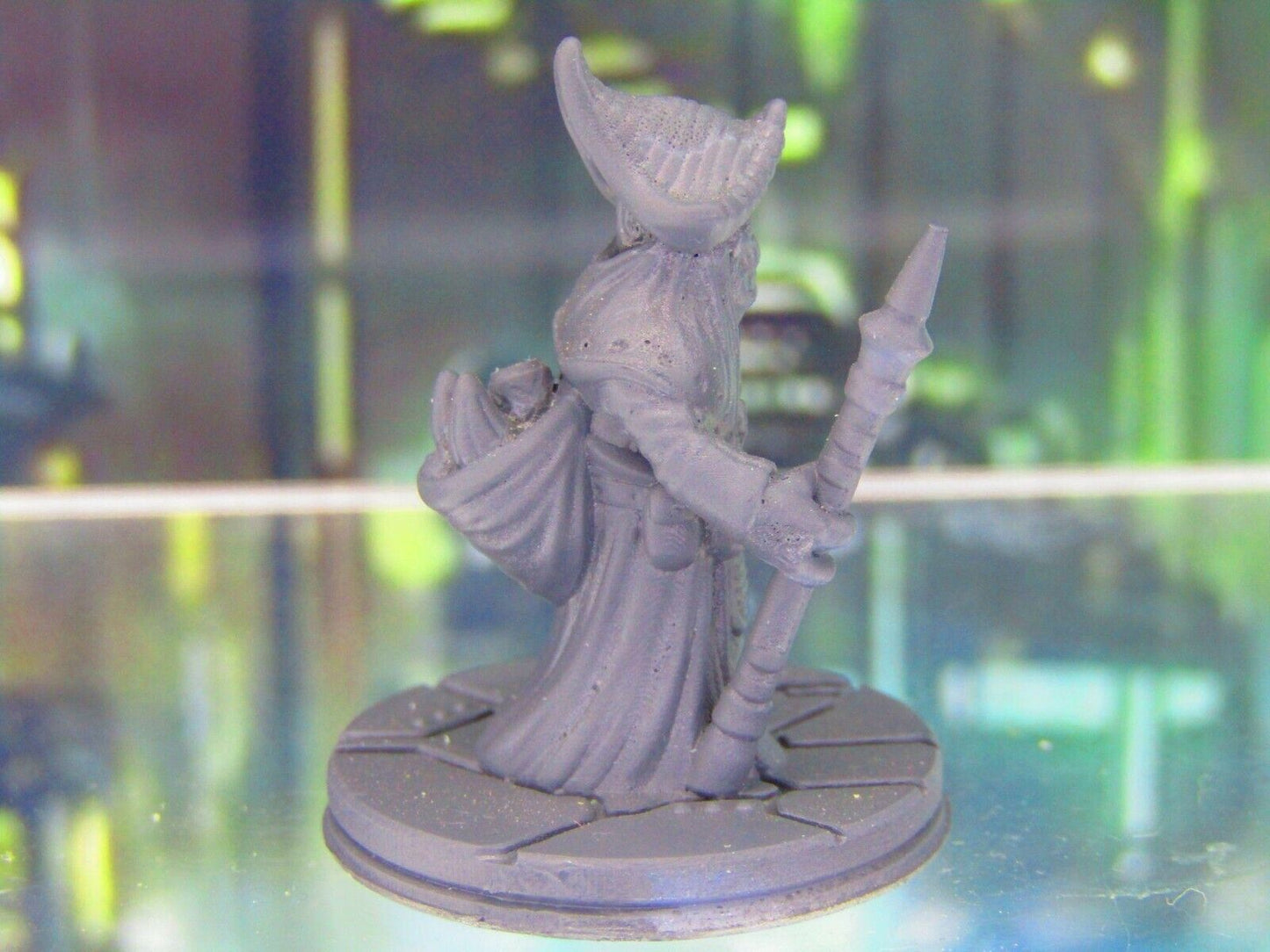 Alien Scavenger Trader Travelling Mercahant Mini Miniature Figure 3D Print Scifi