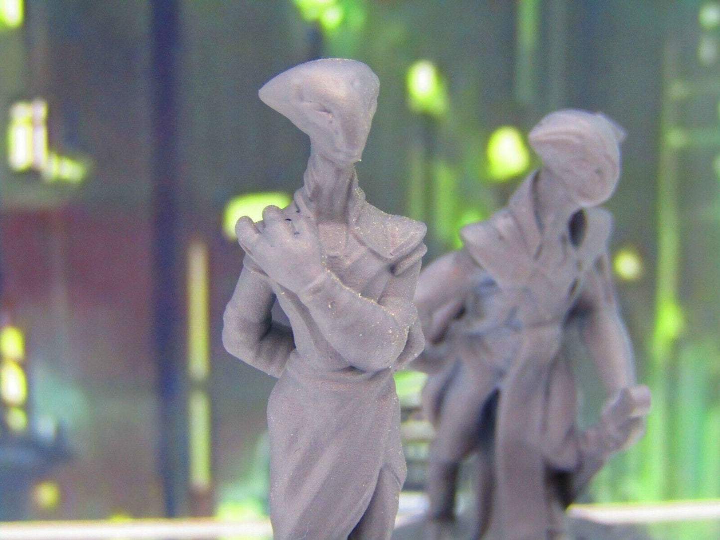 Alien Space Embassy Diplomat & Bodyguard Mini Miniature Figure 3D Printed Model