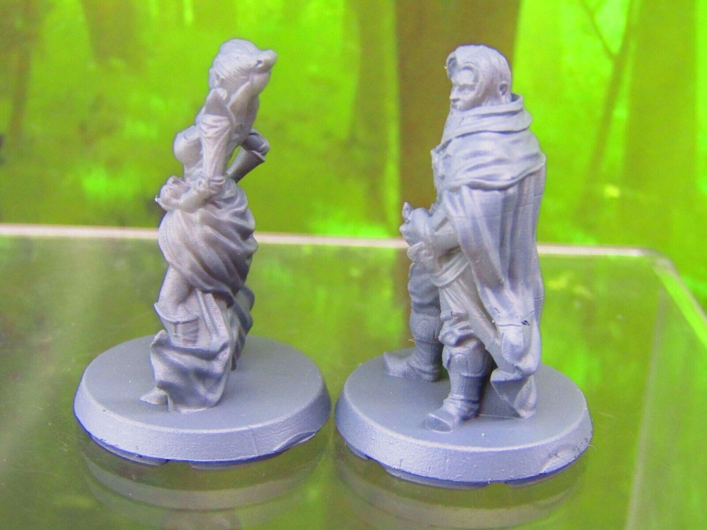 Vampire Royal Male / Female Pair Mini Miniatures 3D Printed Resin Model Figure