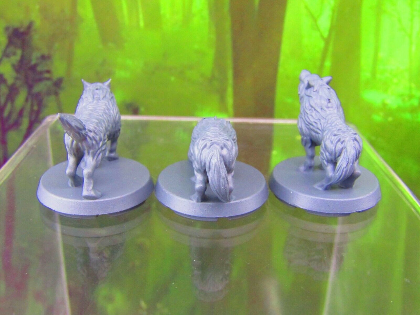 3pc Wolfpack Wolves Set Mini Miniatures 3D Printed Resin Model Figure 28/32mm