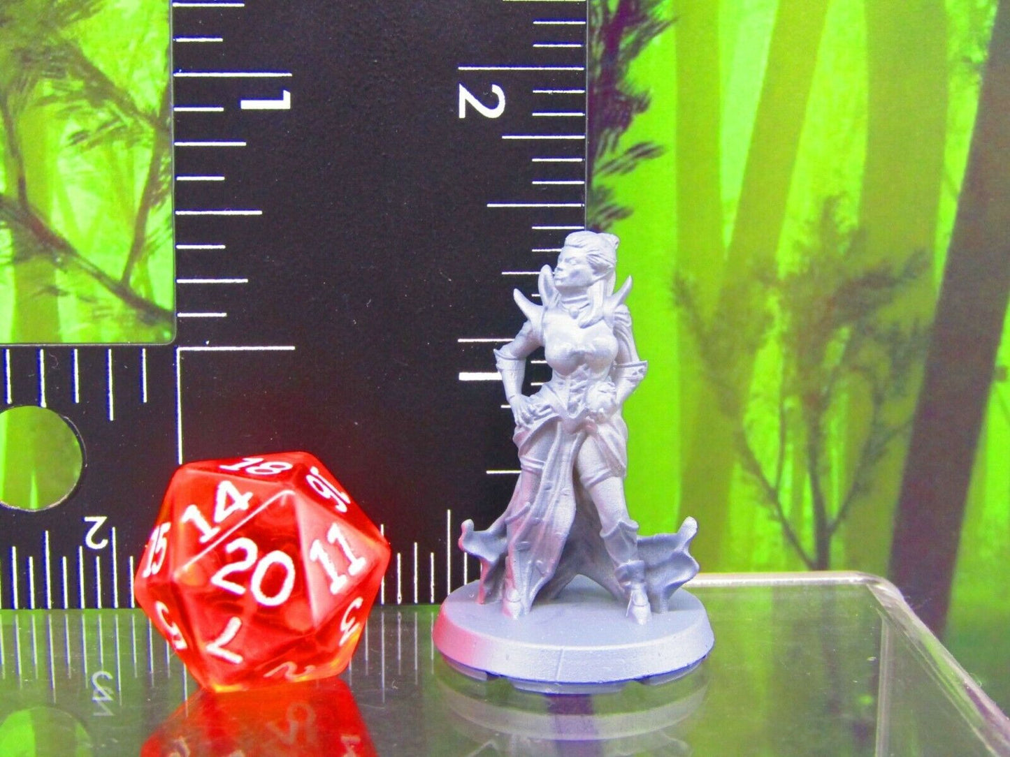 Female Vampire Royal Mini Miniatures 3D Printed Resin Model Figure 28/32mm Scale