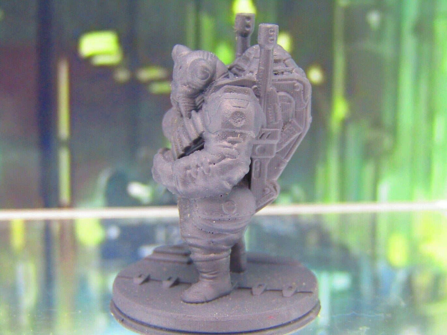 Alien Weapons Arms Gun Dealer Trader Mini Miniature Figure 3D Print Sci Fi