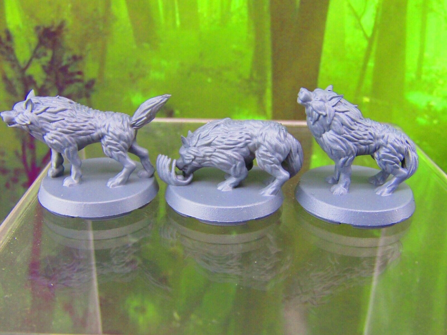3pc Wolfpack Wolves Set Mini Miniatures 3D Printed Resin Model Figure 28/32mm