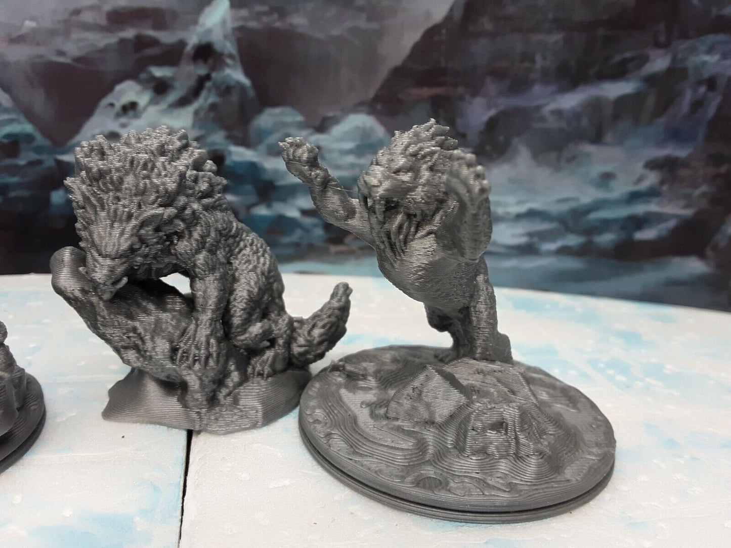 3 Piece Dire Wolf Saber Tooth Tiger Miniatures Mini Figure Dungeons Dragons D&D