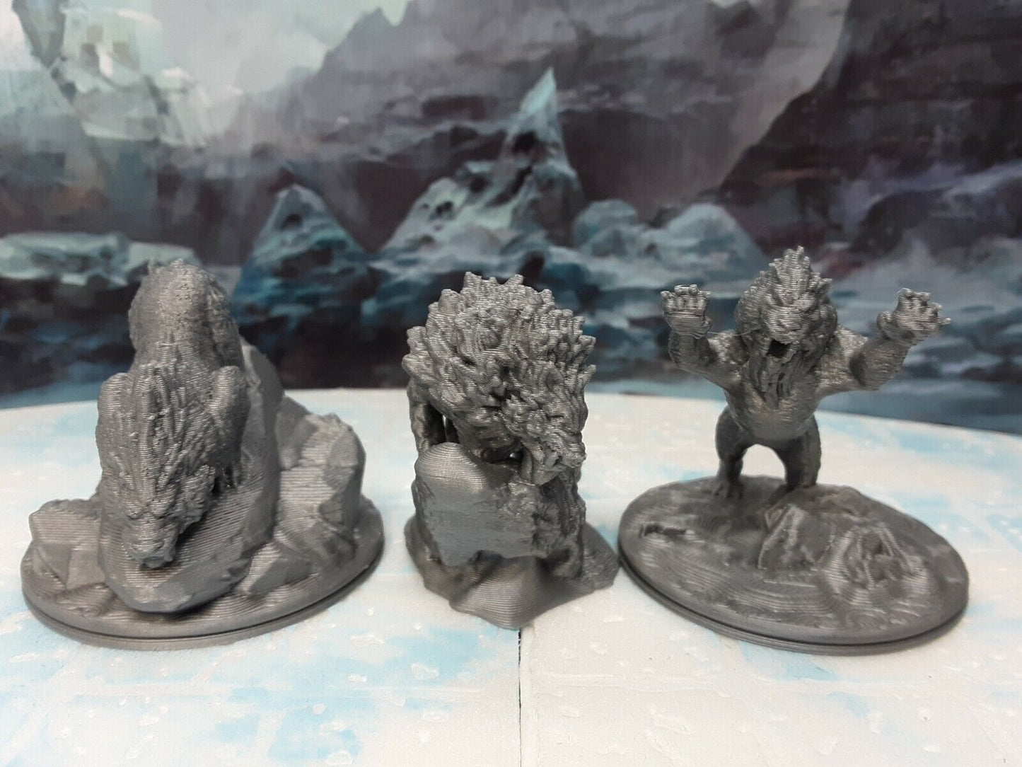 3 Piece Dire Wolf Saber Tooth Tiger Miniatures Mini Figure Dungeons Dragons D&D