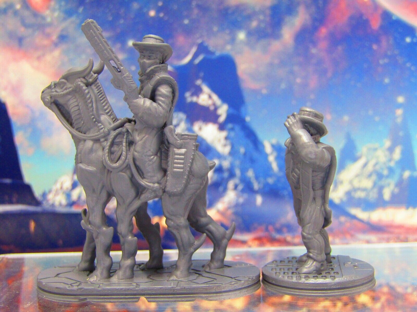 Space Cowboy Sheriff Deputy Pair Mounted & Walking Mini Miniature 3D Printed