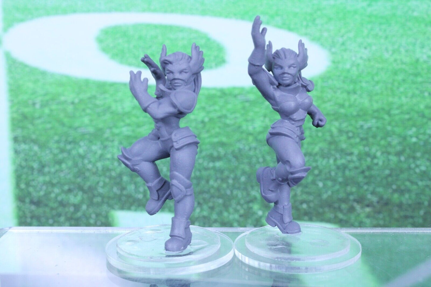 2PC Unicorn Warrior Catcher Mini Player RPG Tabletop Blood Fantasy Football Bowl