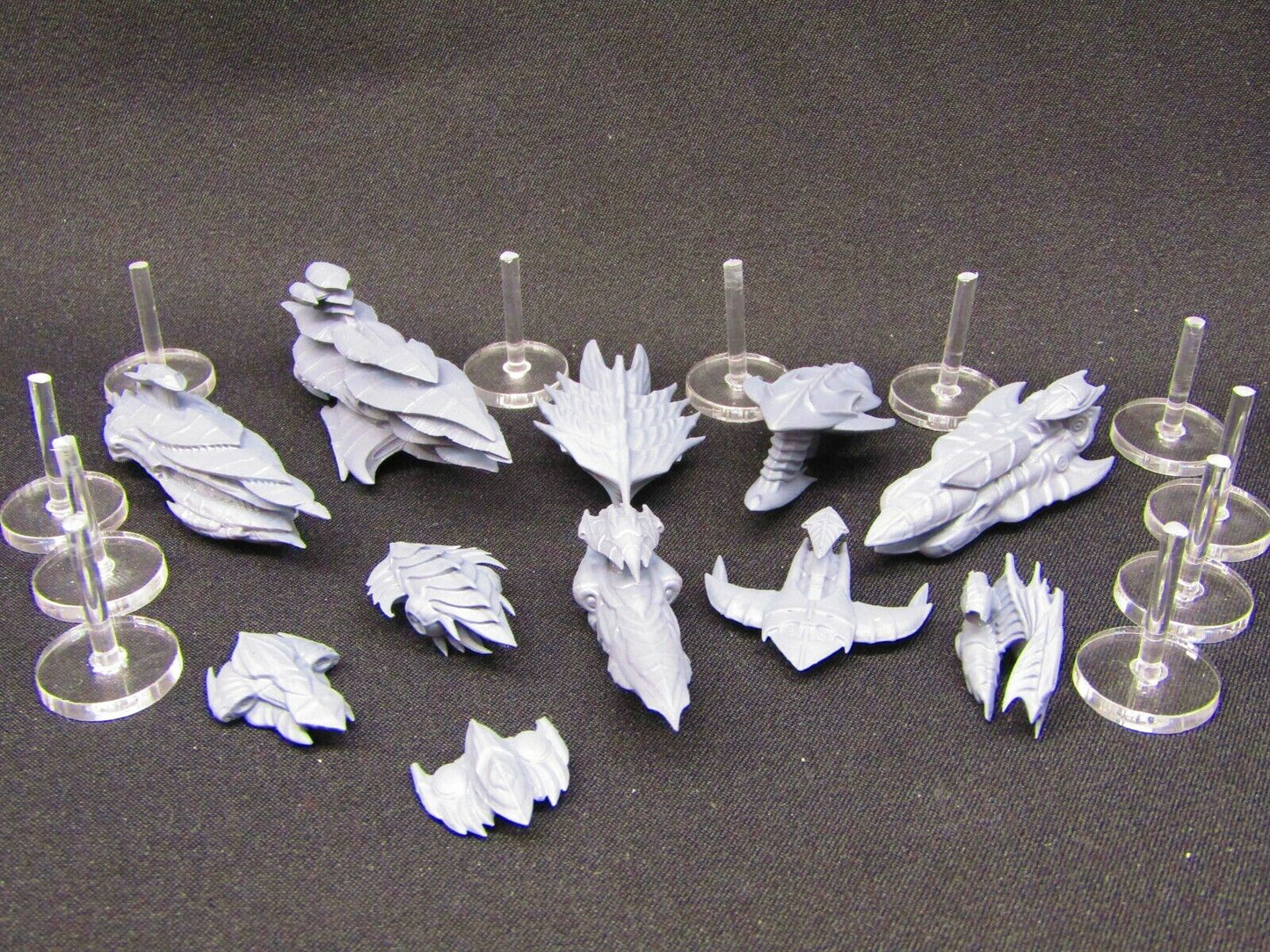 11pc The Hive Bioship Fleet Space War Gaming Set w/ Flight Stands & Rods