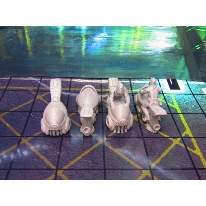 4x Hover Bikes Vehicles With & W/O Rider Terrain Scenery