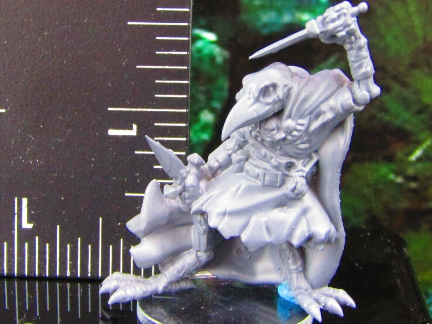 Corvian Skeletal Raven Crow Birdman Daggers B Mini Miniature Model Character