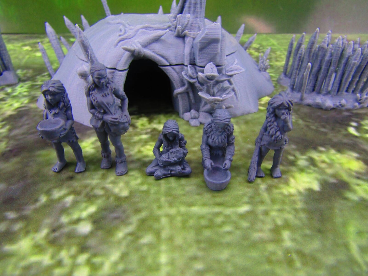 Prehistoric Cave & Wall Sections W/ 5pc Caveman Women & Children Set