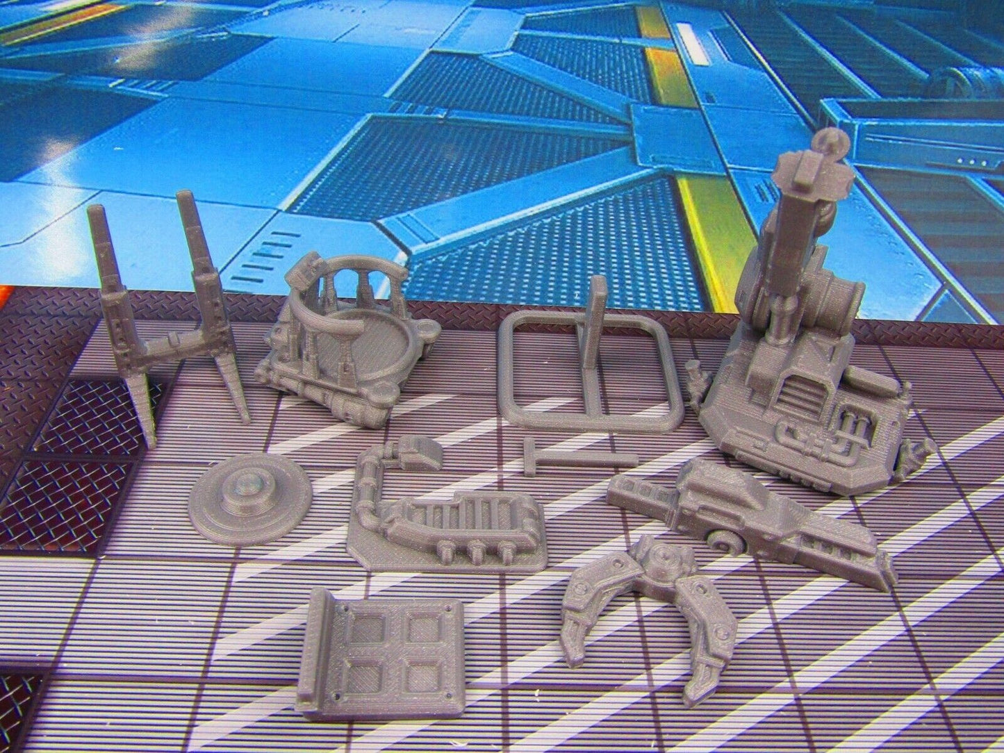 Space Docks Hover Crane & Forklift Pair Scenery Scatter Terrain 3D Printed Model