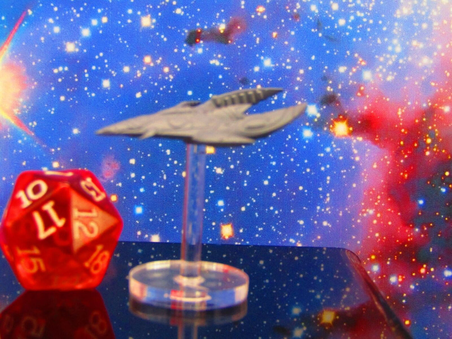 Kshellik Gunship Scout Mass 1 W/ Flight Stand & Rod Astra Nebula Billion Suns