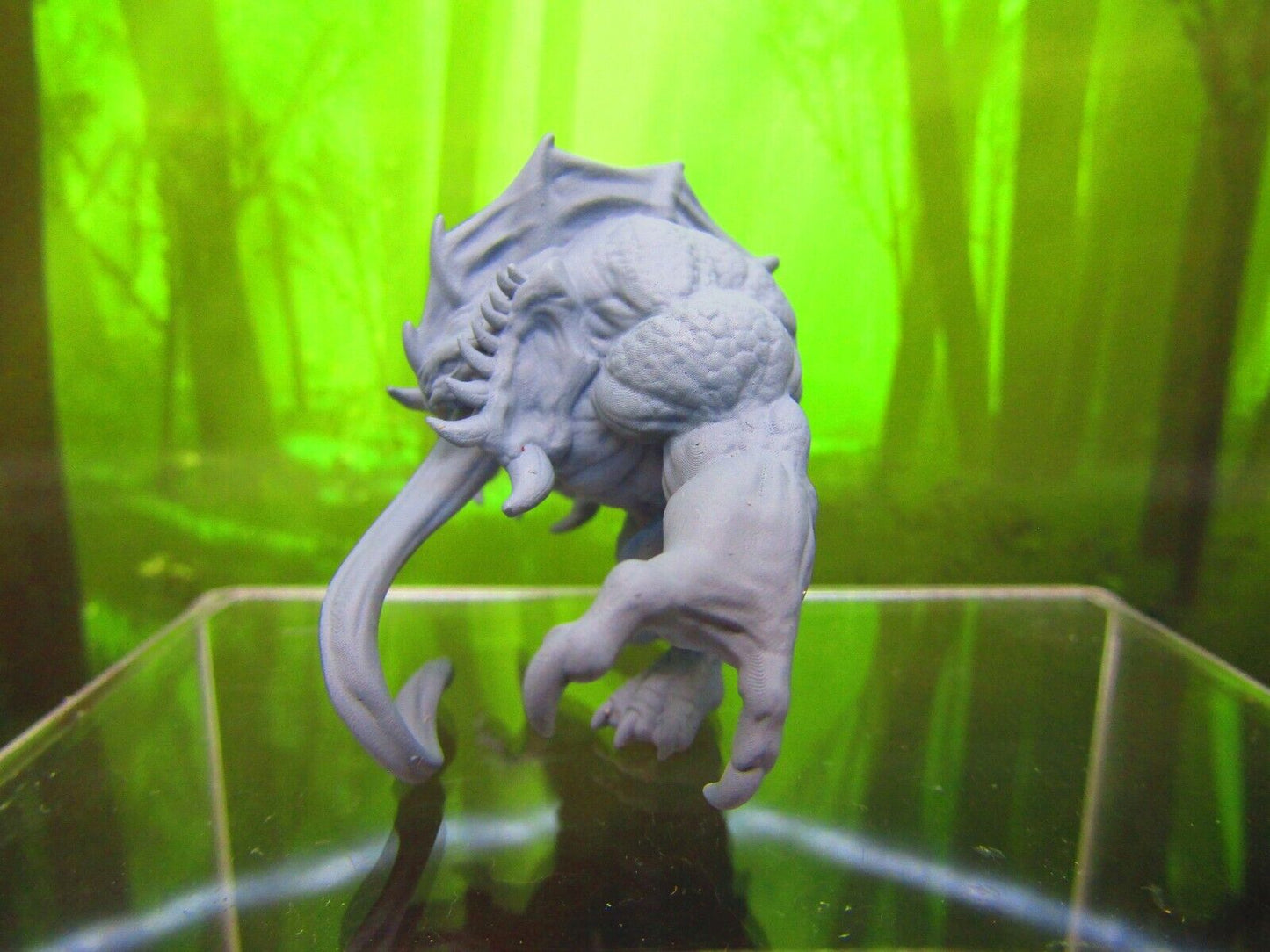 Reptilian River Lake Stalker Monster Mini Miniature 3D Printed Model 28/32mm