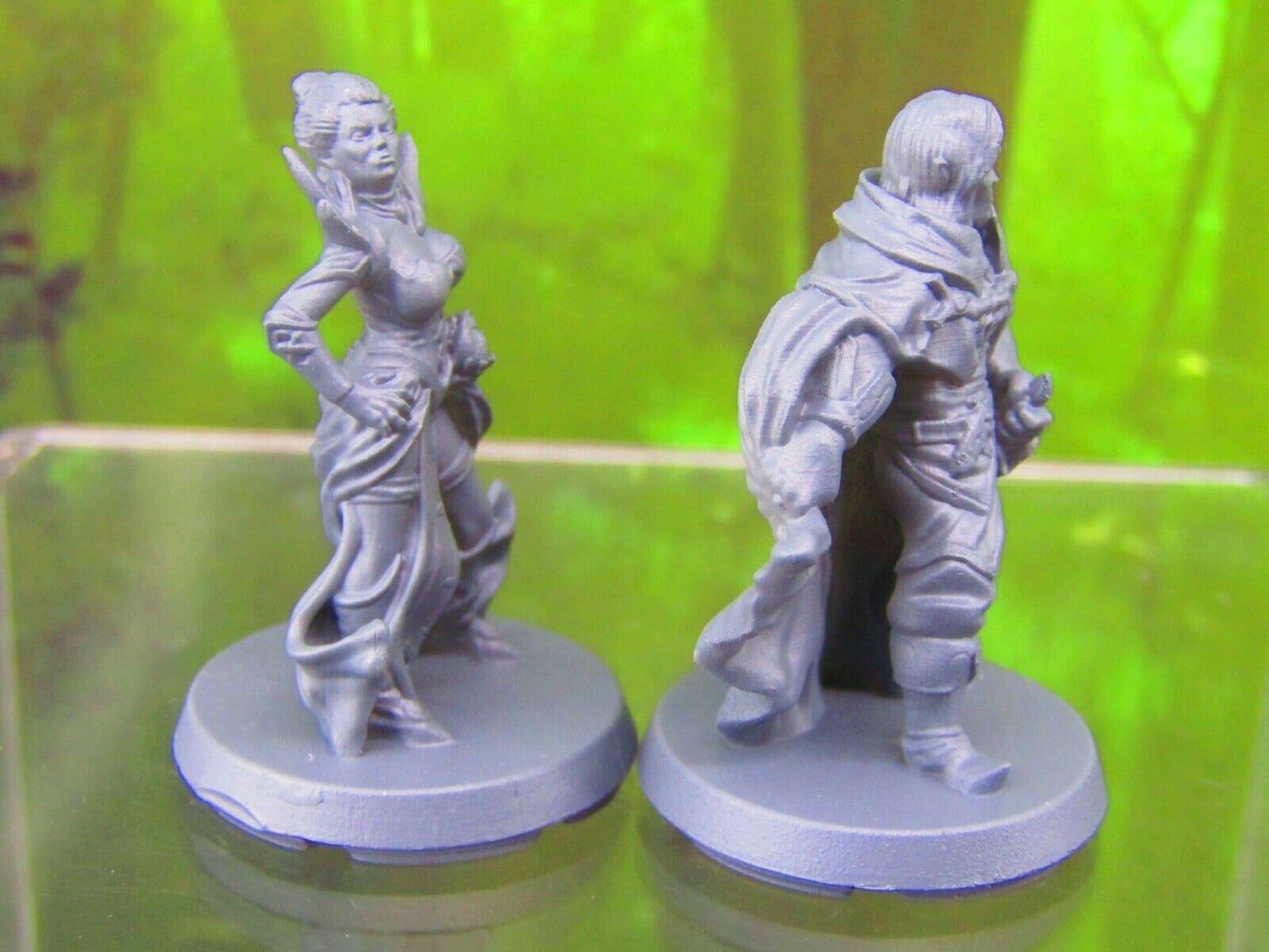 Vampire Royal Male / Female Pair Mini Miniatures 3D Printed Resin Model Figure