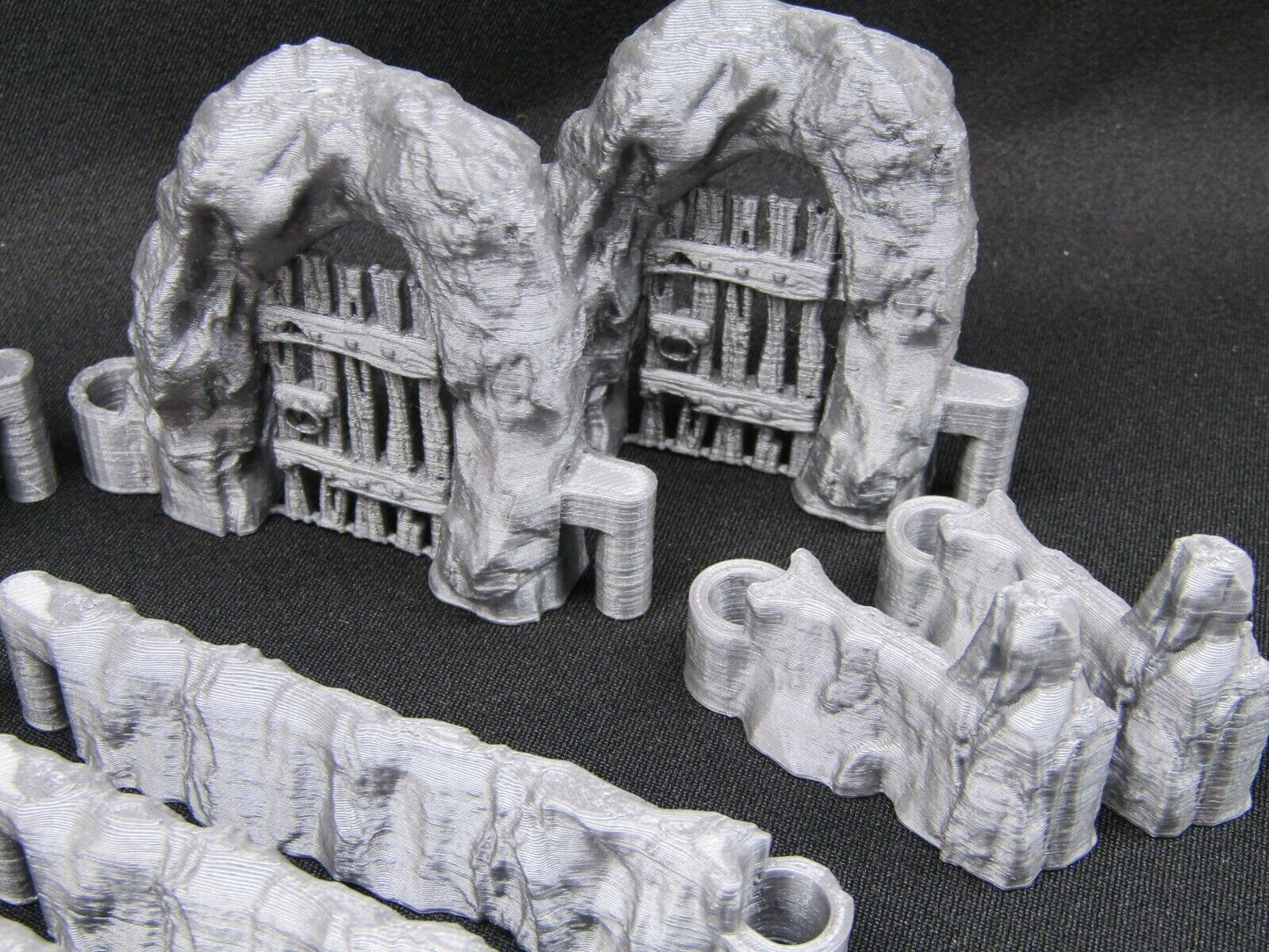 24pc DungeonSticks Dry Caverns Map Building Wall Tile Set Scenery Terrain