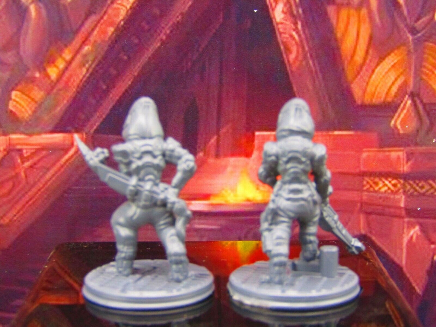 Alien Assassin Mercs Sniper Stalker Pair Mini Miniature Model Character Figure