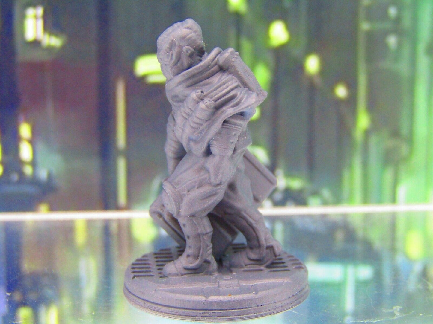 Alien Mafia Syndicate Undercover Courier Mini Miniature Figure 3D Printed Model