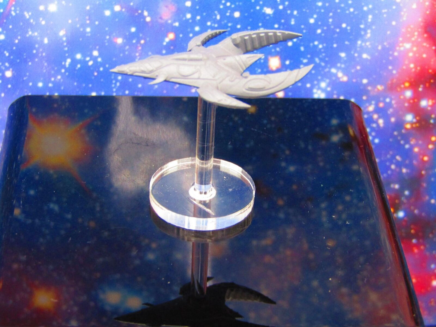 Kshellik Gunship Scout Mass 1 W/ Flight Stand & Rod Astra Nebula Billion Suns