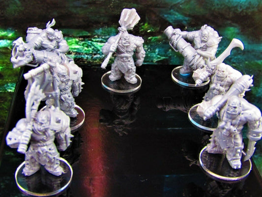 7 pc Orc Guard Soldiers Set Mini Miniature Model Character Figure