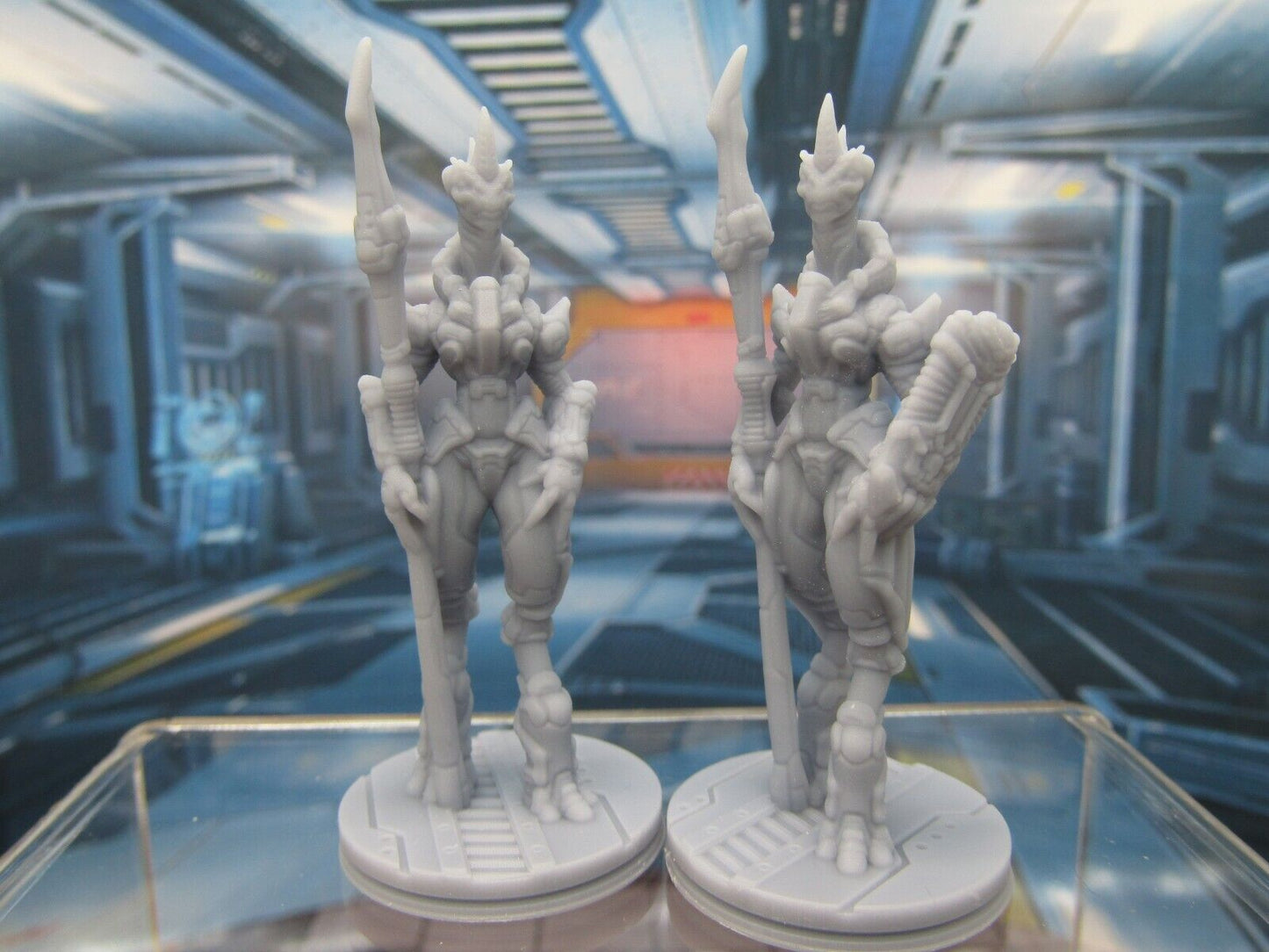 Pair of Alien Guards Mini Miniature Scatter Terrain Scenery 3D Printed Model