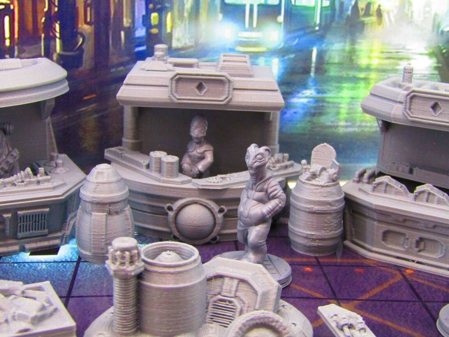 33pc Sci Fi Black Markets Stall Set w/ Merchants Miniatures Minis Set Sci Fi Rpg