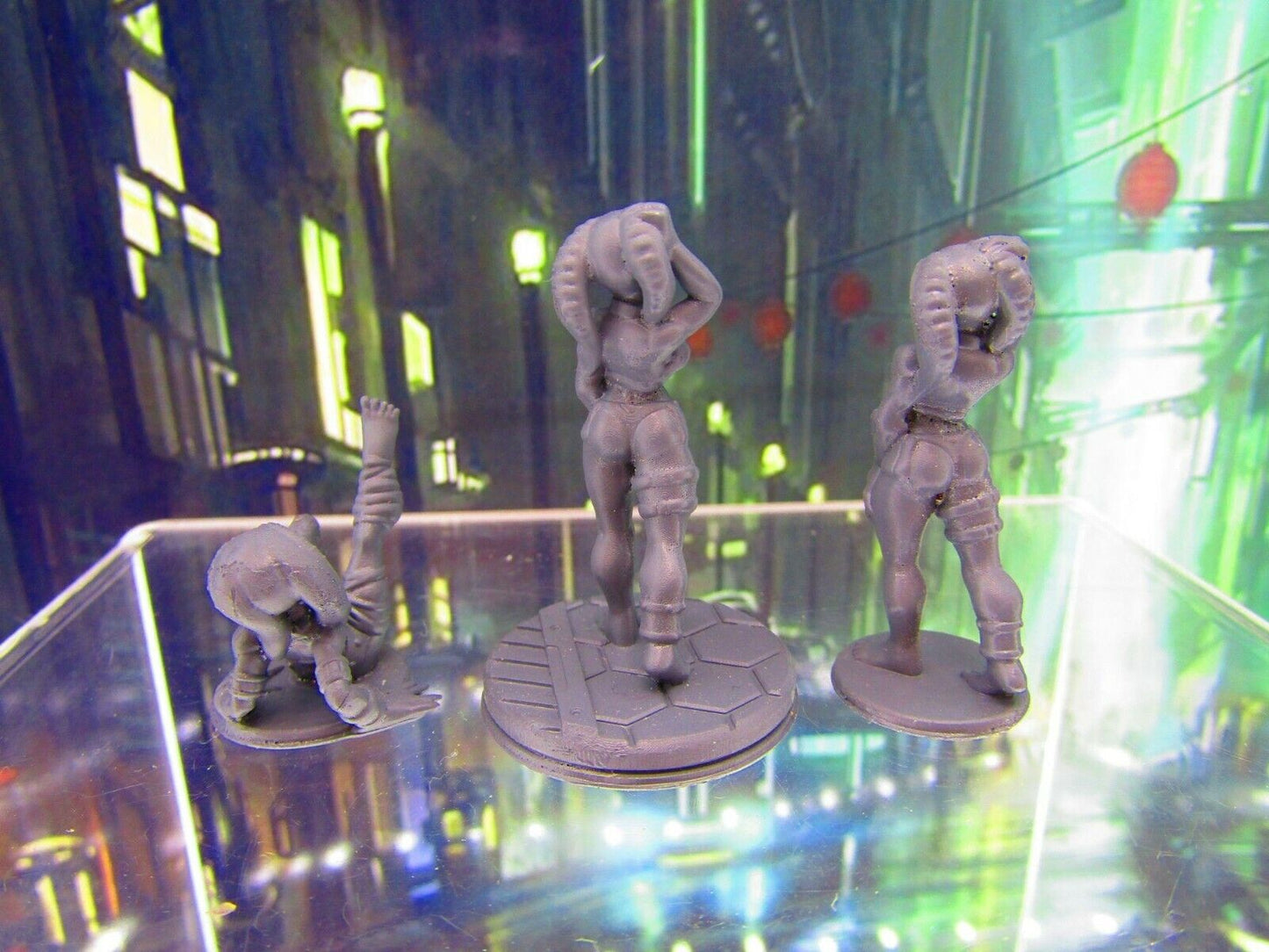 Alien Night Club Dancer Stripper w/ Holograms Mini Miniature Figure 3D Printed