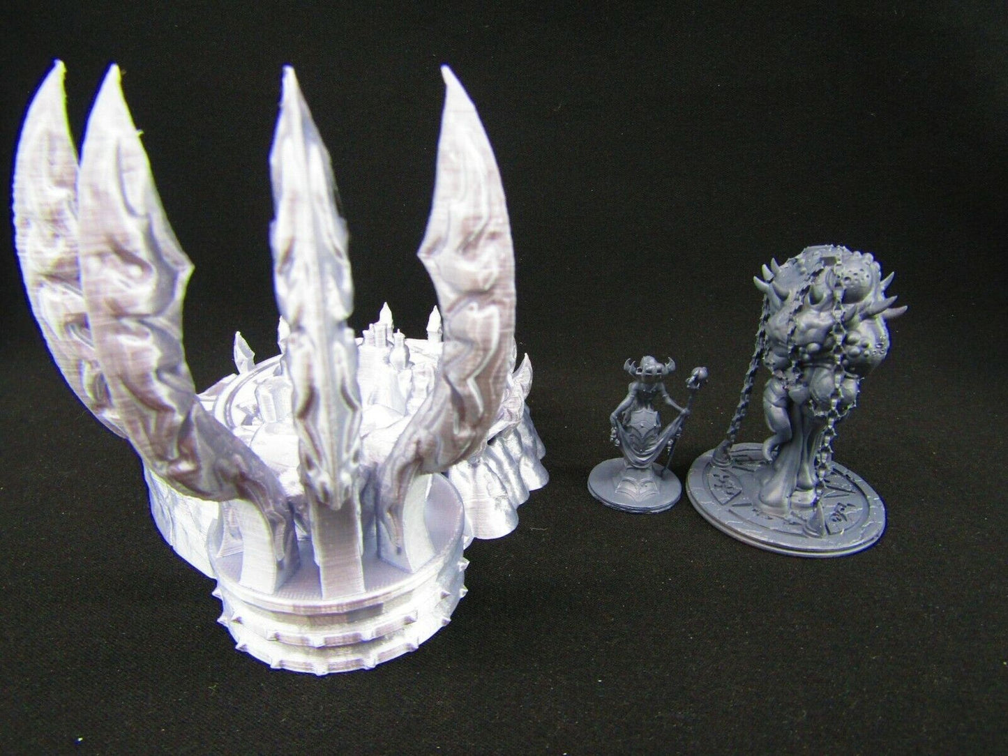 Evil Summoning Circle w Dark Priestess & Chained Ichor Demon Scatter Terrain