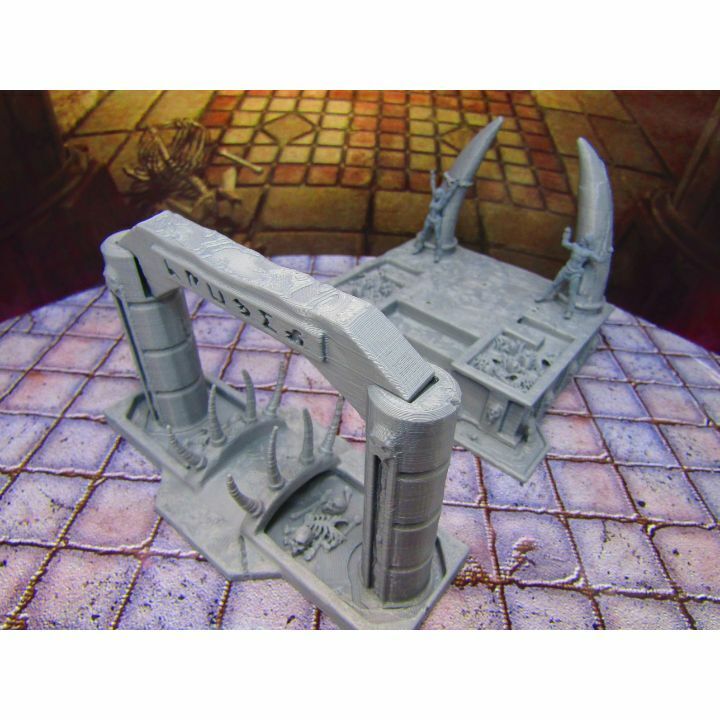 Cultists Sacrificial Torture Altar & Sacrifice Victims Scene Scenery