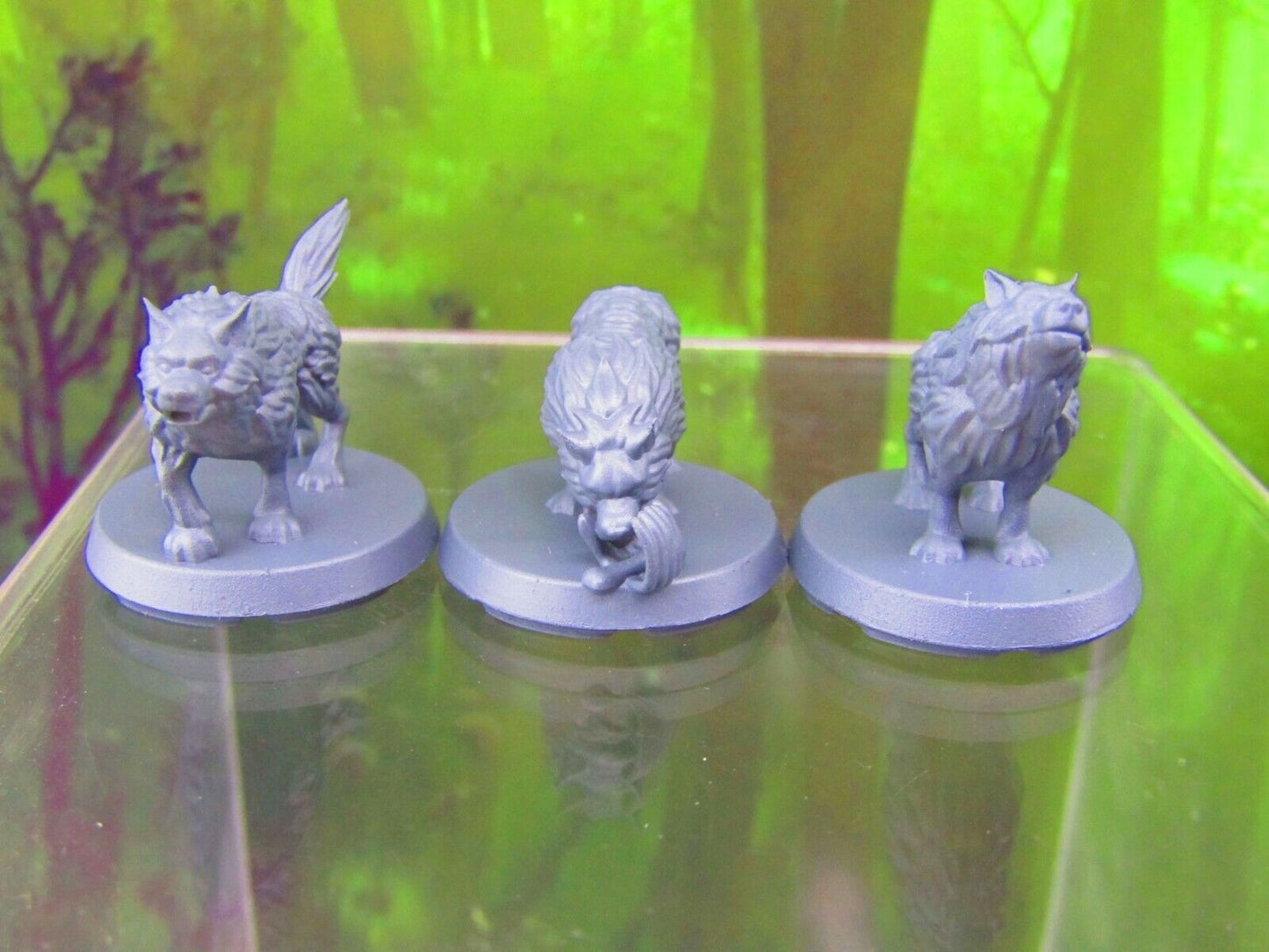 3pc Wolfpack Wolves Set Mini Miniatures 3D Printed Resin Model Figure 28/32mm