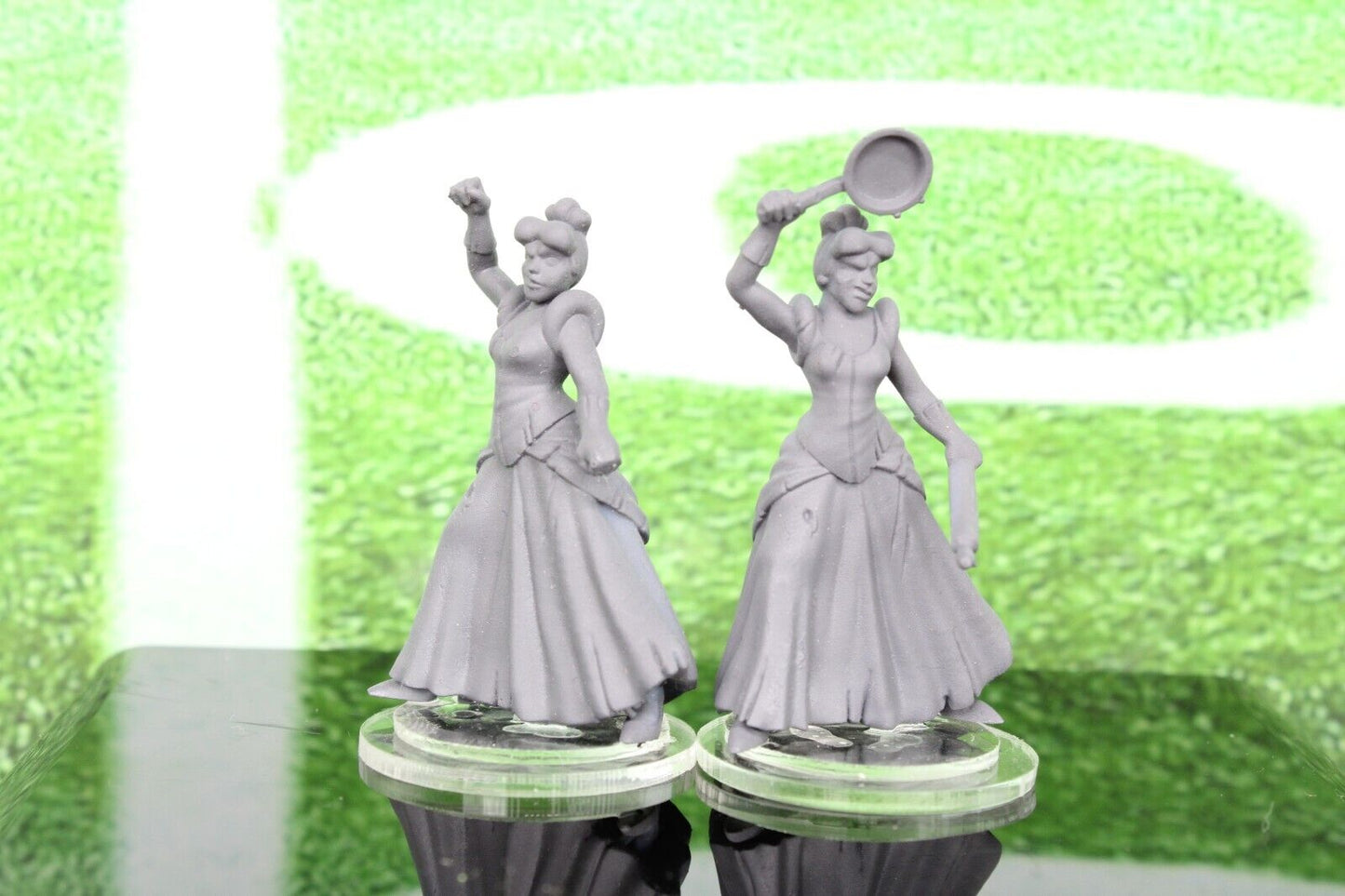 2pc Cinderella Star Player Mini Miniature Player Blood Fantasy Football Bowl