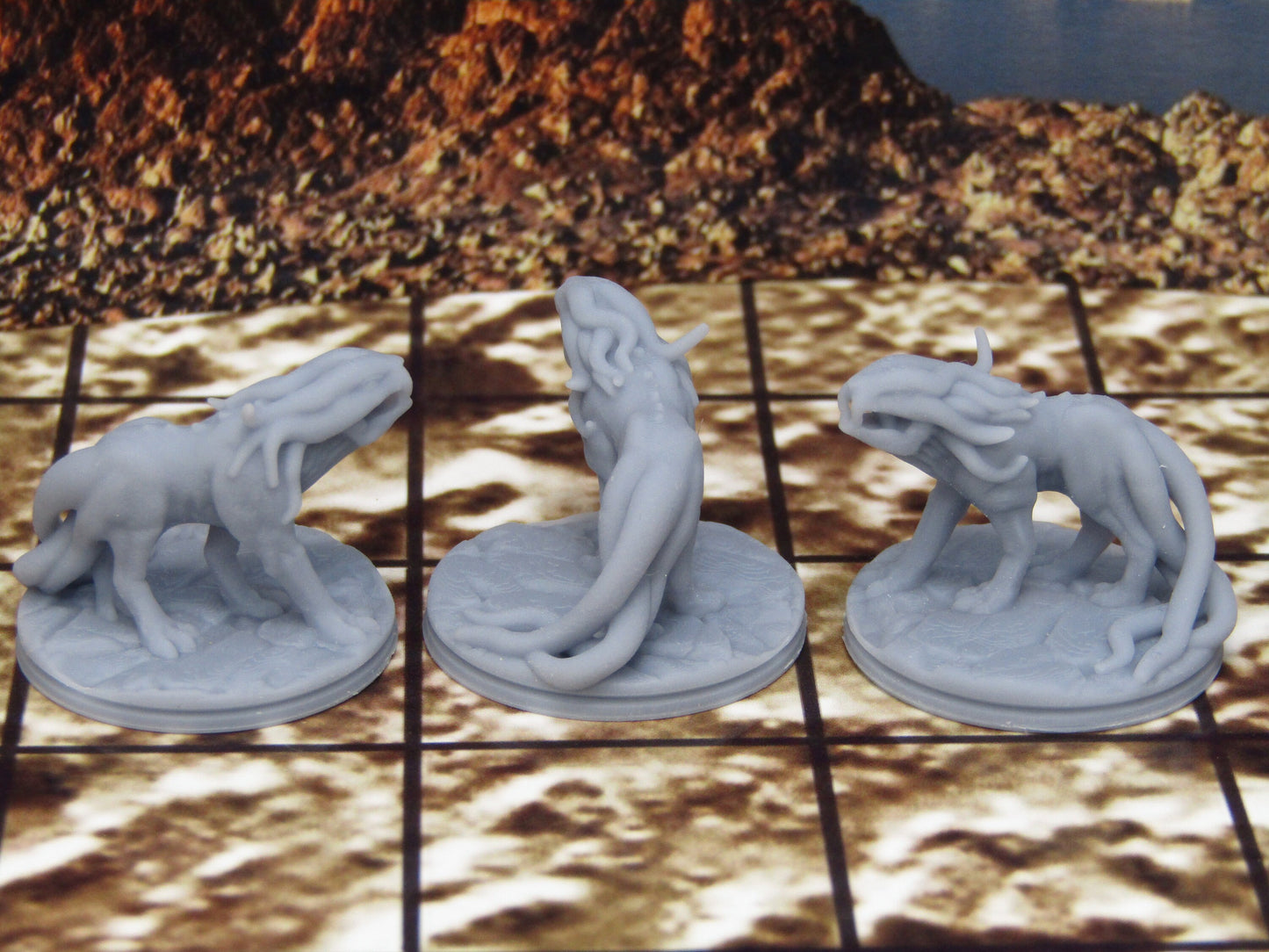 3x Alien Space Hound Dogs Mini Miniature Figure Scenery Terrain 3D Printed Model 28/32mm Scale Sci Fi Science Fiction RPG Tabletop Gaming
