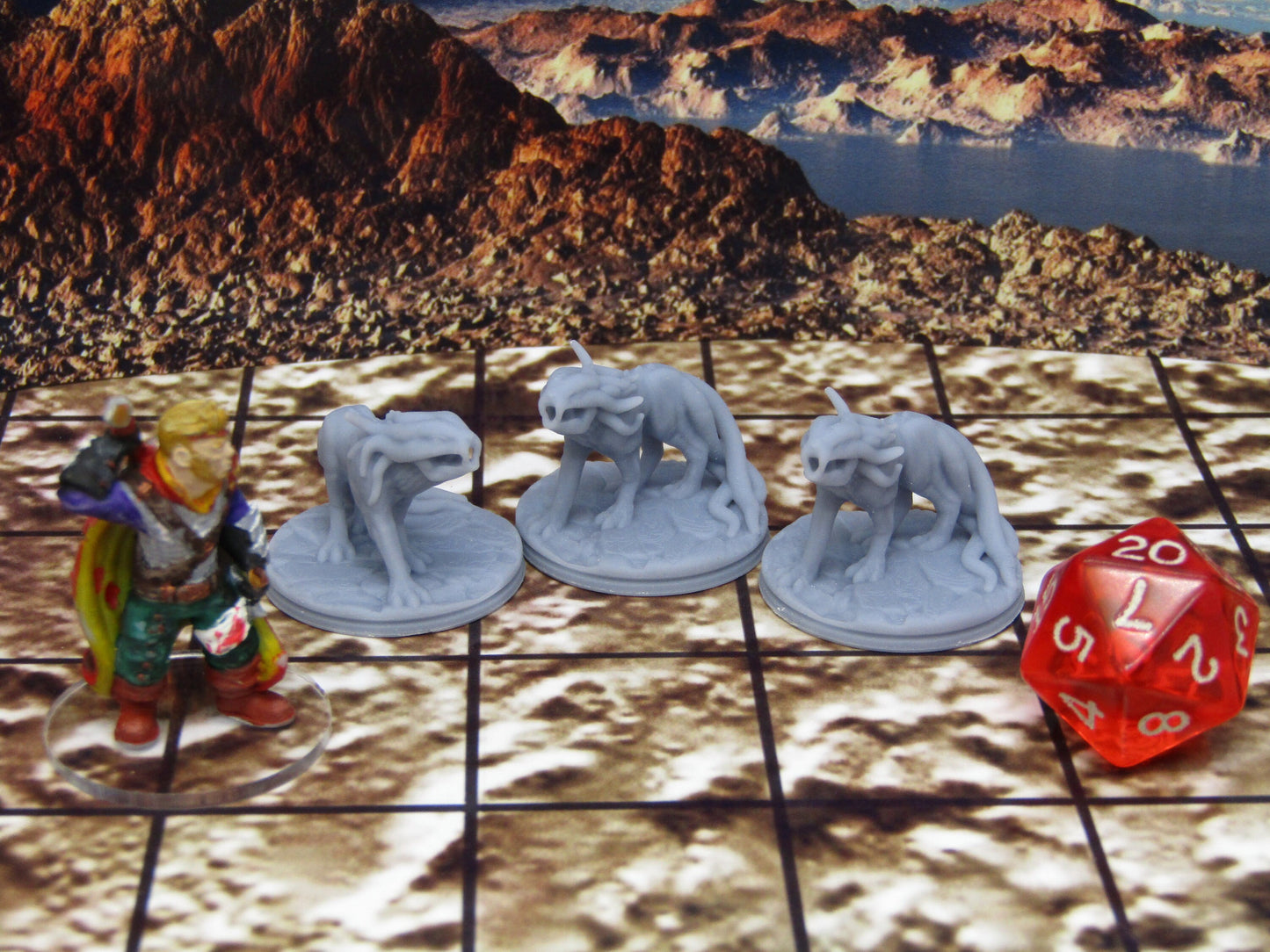 3x Alien Space Hound Dogs Mini Miniature Figure Scenery Terrain 3D Printed Model 28/32mm Scale Sci Fi Science Fiction RPG Tabletop Gaming