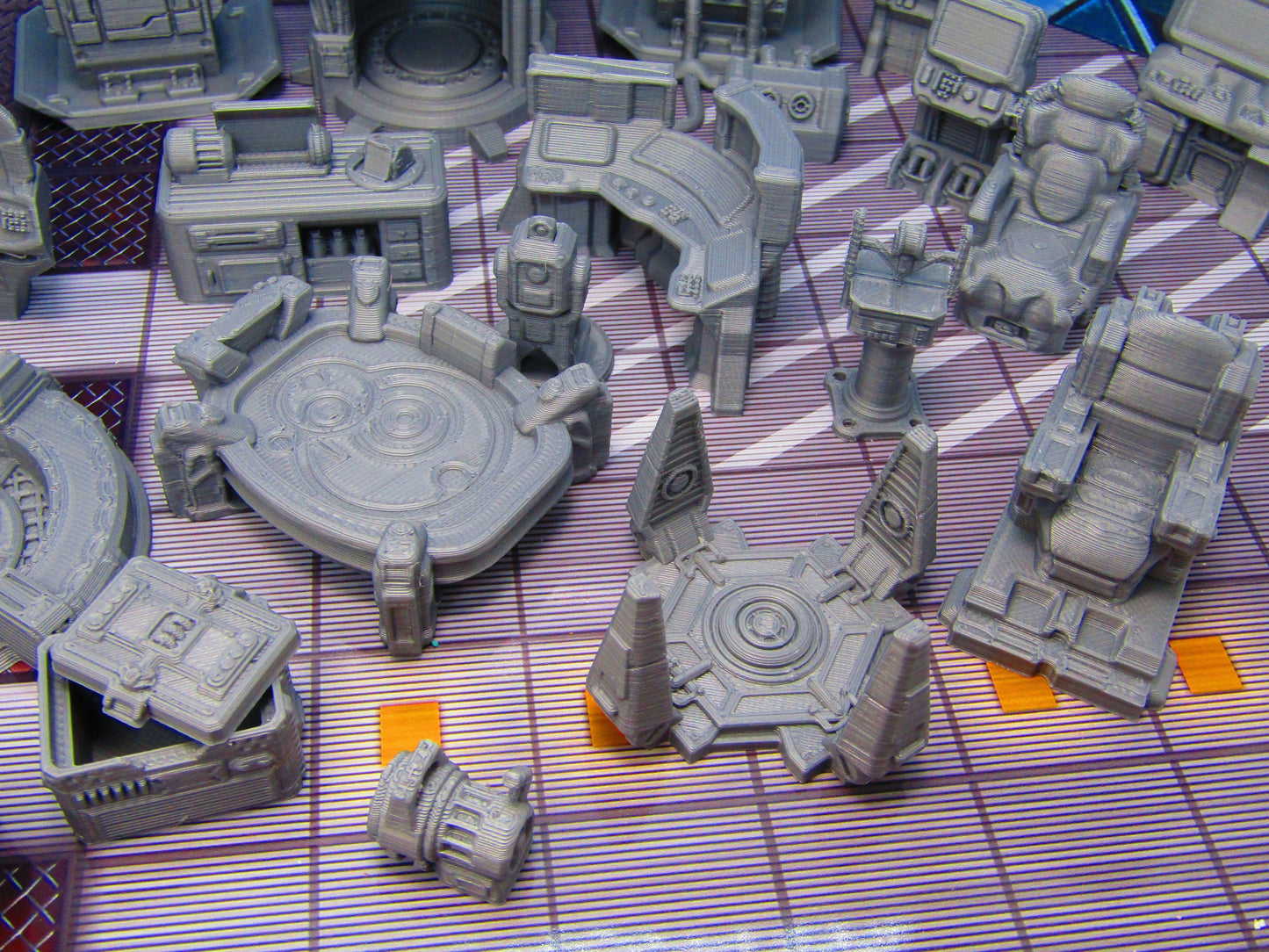 24 Piece Space Star Ship Terrain Scenery Miniature 3D Printed Model 28/32mm Scale Sci Fi Science Fiction RPG Tabletop Gaming