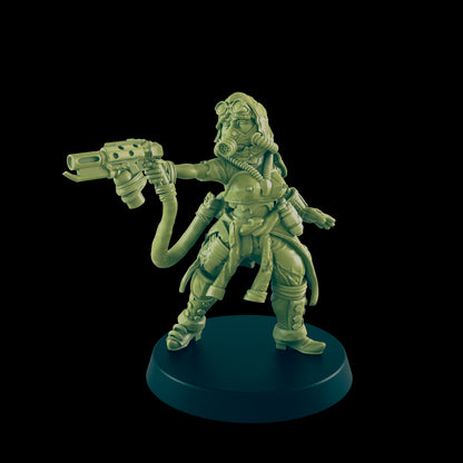 Female Flamer | Wastelander Girl with Flamethrower | Post Apocalypse Bad Guy Miniature Figure | Wasteland Warfare Cyber Punk Dystopian Future | 32mm Scale Model