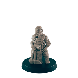 Dwarven Blacksmith Mini | Dwarf Smithy | Dungeons and Dragons NPC Figure | Pathfinder DnD Wargaming RPG Character | 32mm Scale Model
