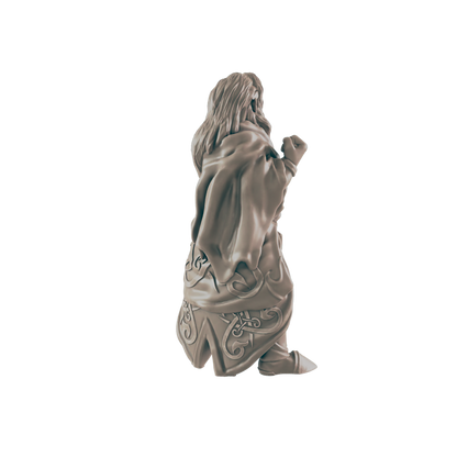 Elf Mini | Noble Royalty | Male Townsfolk NPC Figure | DnD Wargaming Mini | RPG Character | 32mm Scale Model | for Dungeons and Dragons, Pathfinder, etc.