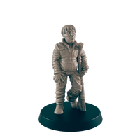 
              Injured Human | Wounded Man w/ Crutch | Dungeons and Dragons NPC Figure | Pathfinder DnD Wargaming RPG Character | 32mm Scale Model
            