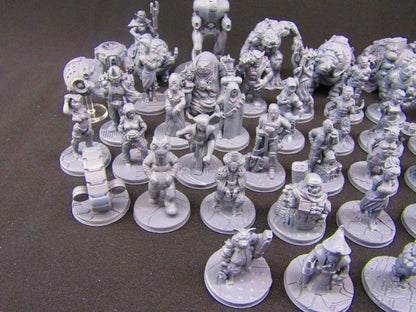 Sci Fi TTPRG 48pc Bulk Lot Mini Miniature Star Wars, Star Trek, Starfinder - Aliens & Robots, NPCs, Hostiles, PCs