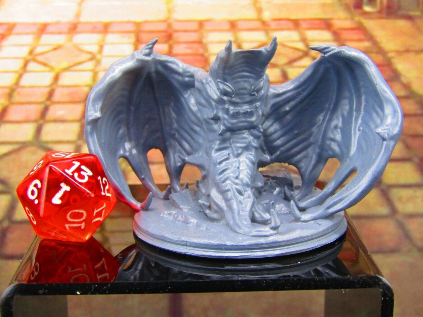 Cloaked Ambush Ray Cave Monster Mini Miniature Model Character Figure 28mm/32mm